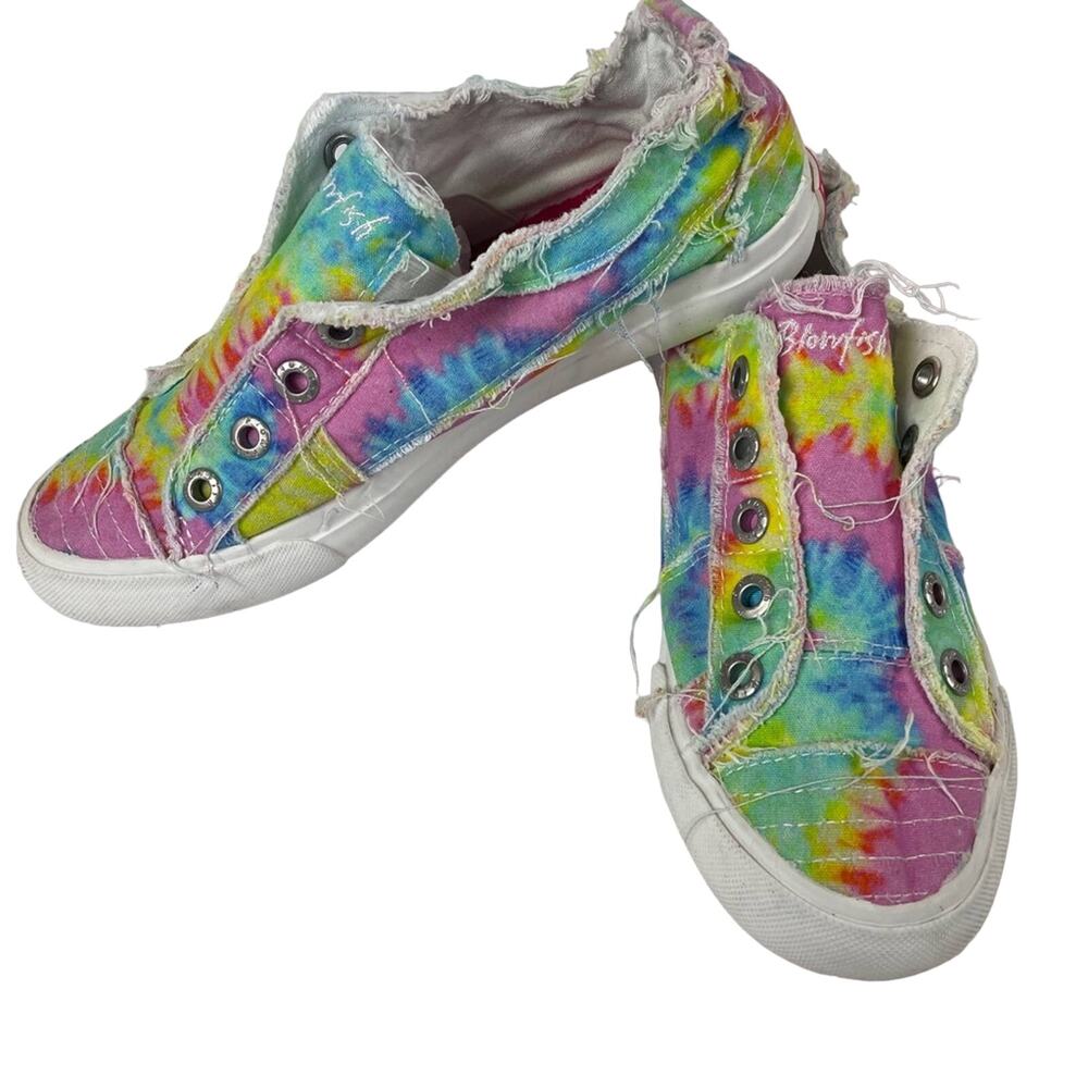 Blowfish Malibu Rainbow Colored Womens Sneaker Shoes Size 6.5. Youth Size 5